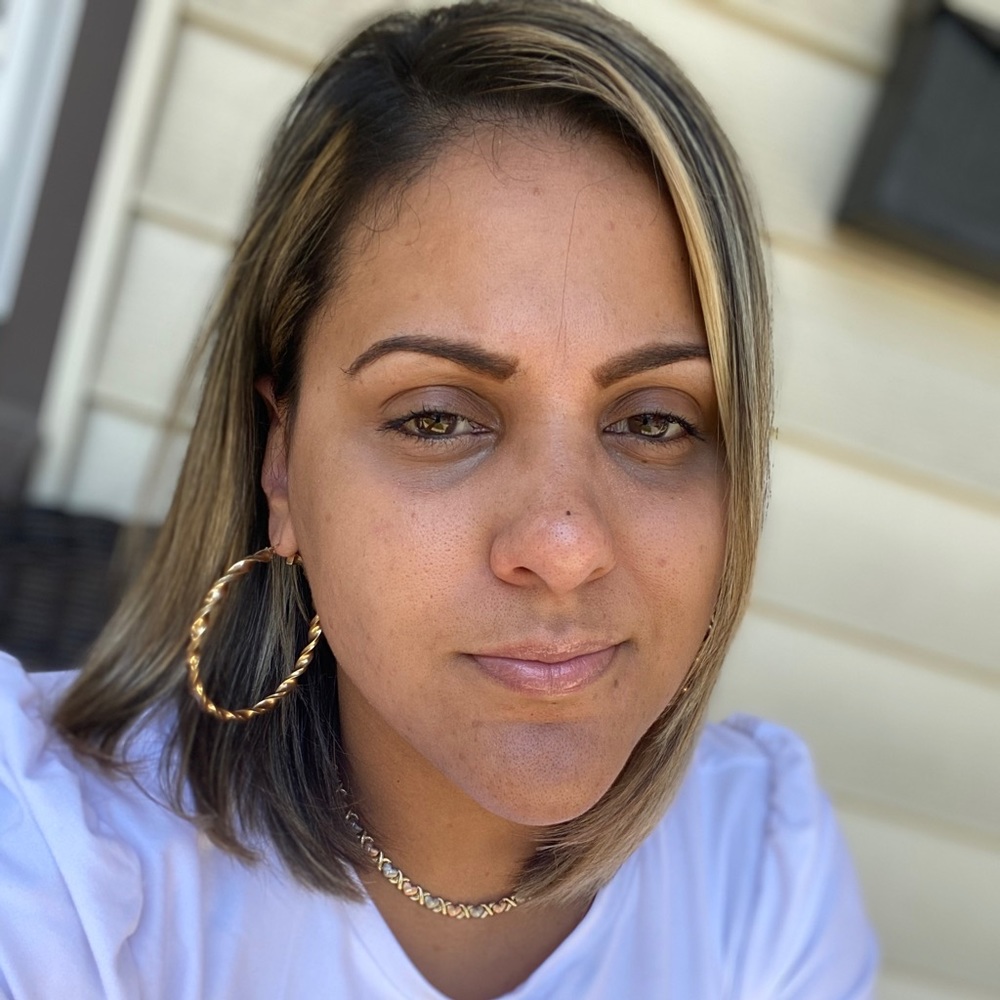 Meet your Posher, Jesenia